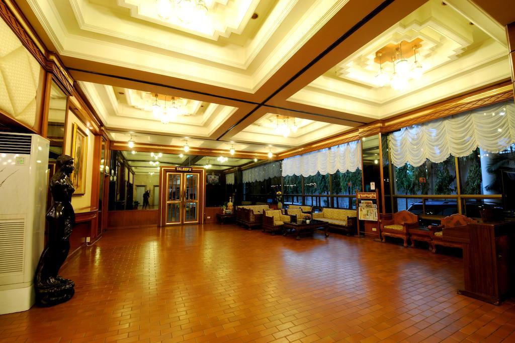 Nan Chao Hotel Phitsanulok Exterior photo
